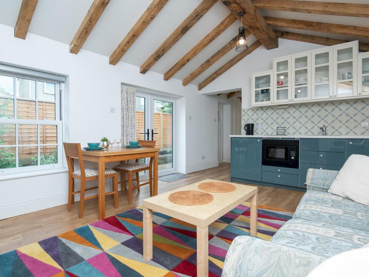 Pass The Keys Charming Garden Cottage With Parking Bath Eksteriør bilde