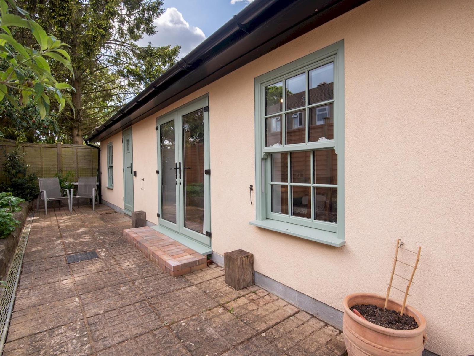 Pass The Keys Charming Garden Cottage With Parking Bath Eksteriør bilde